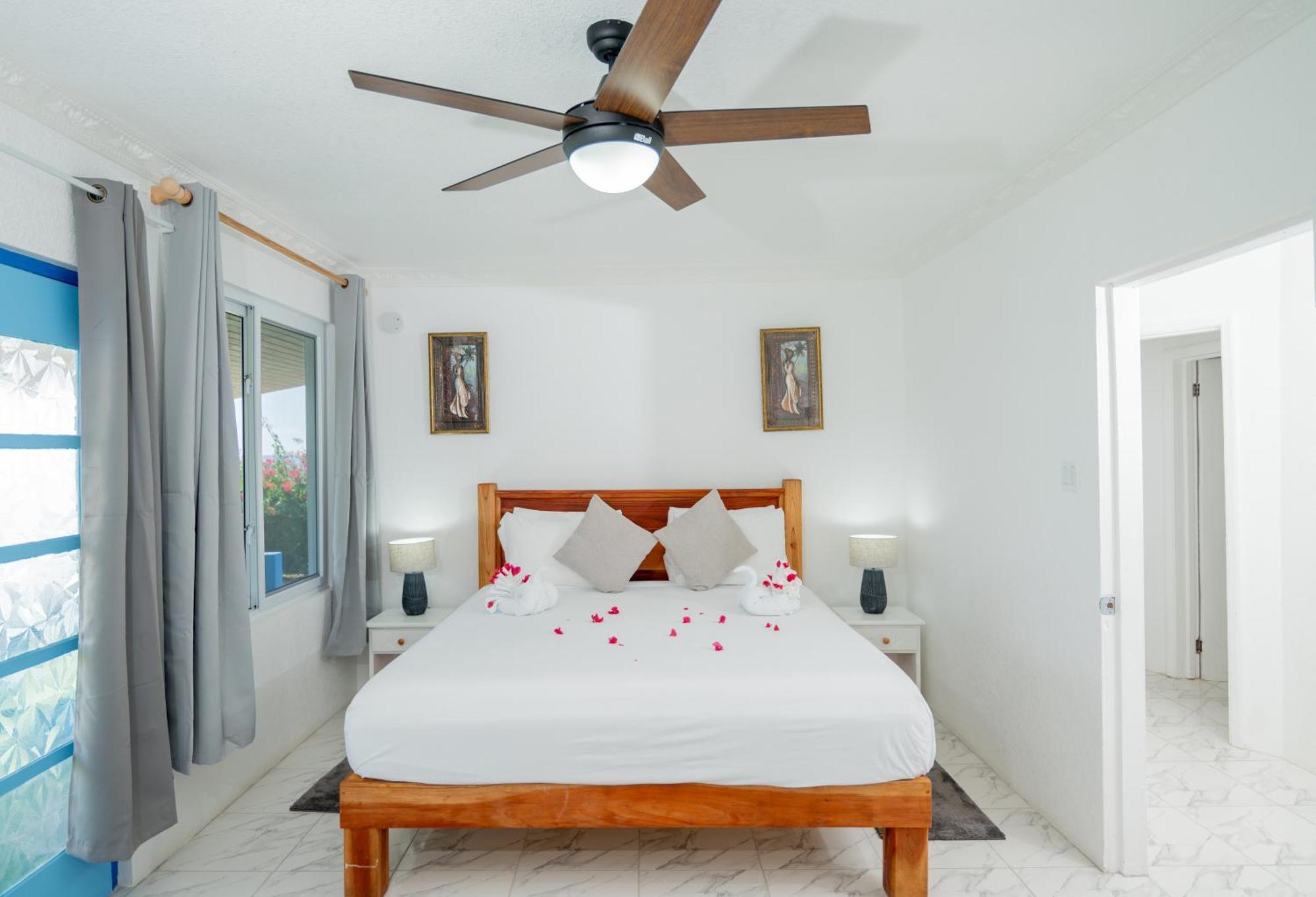 Beyond Sunset Resort & Villas Treasure Beach Eksteriør billede