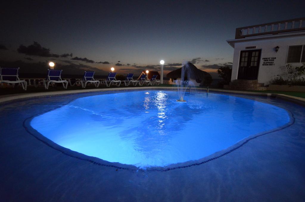 Beyond Sunset Resort & Villas Treasure Beach Eksteriør billede